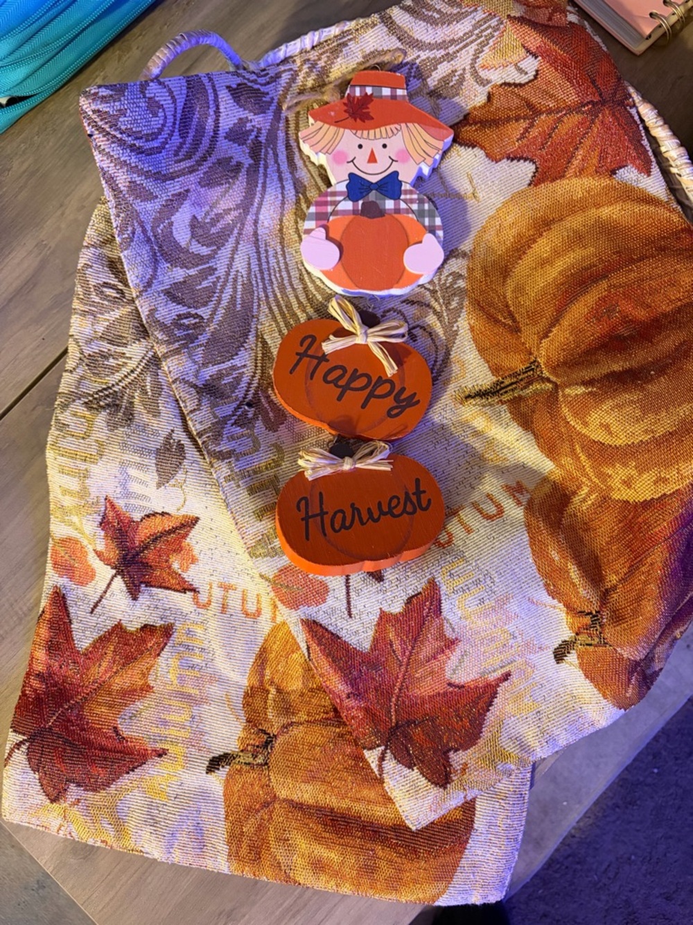 Autumn Pumpkin & Leaves Decorative table matswith Happy Harvest Scarecrow Accent